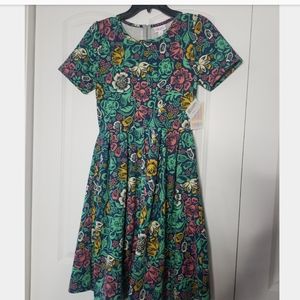 NWT 😍 LulaRoe Adorable Floral Amelia Dress 💕
